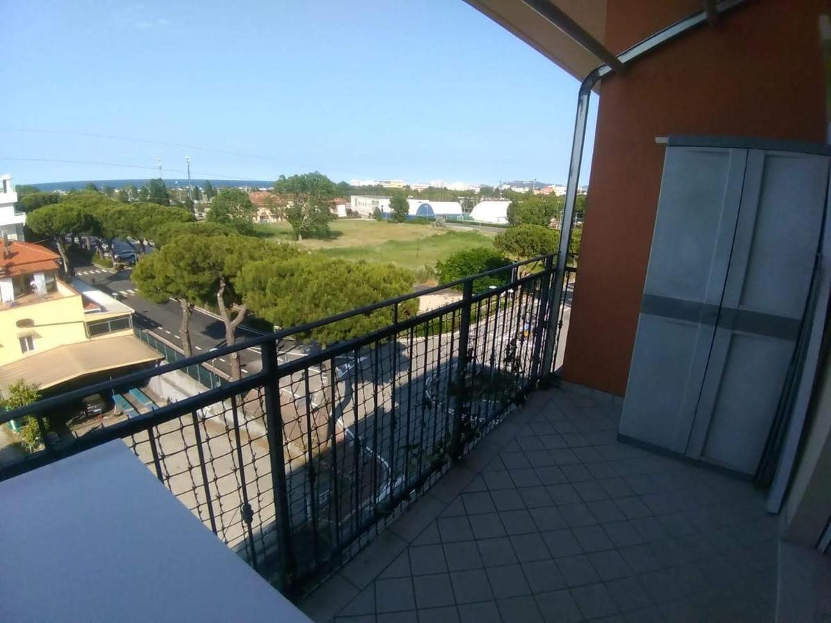 Appartamento Vista Mare Misano Adriatico Eksteriør billede