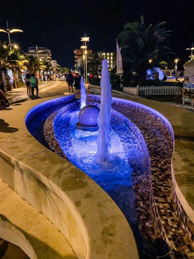 Appartamento Vista Mare Misano Adriatico Eksteriør billede